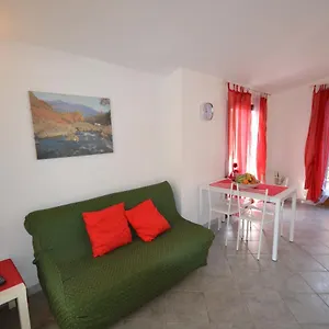 https://stella-marina-marina-di-campo.it-tuscanyhotel.com